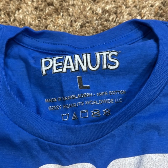 !NEVER WORN! Men’s Peanuts ‘2024’ Shirt - Picture 3 of 4